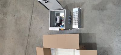 2kW Pro Wind Charge Controller IstaBreeze for Lithium Batteries LCD IP20 40A